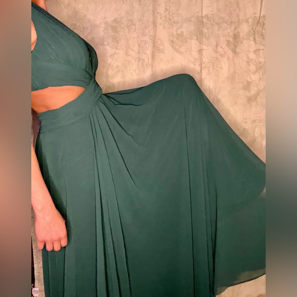 NWT Green Lulu’s Cutout Maxi Dress - Picture 5 of 5